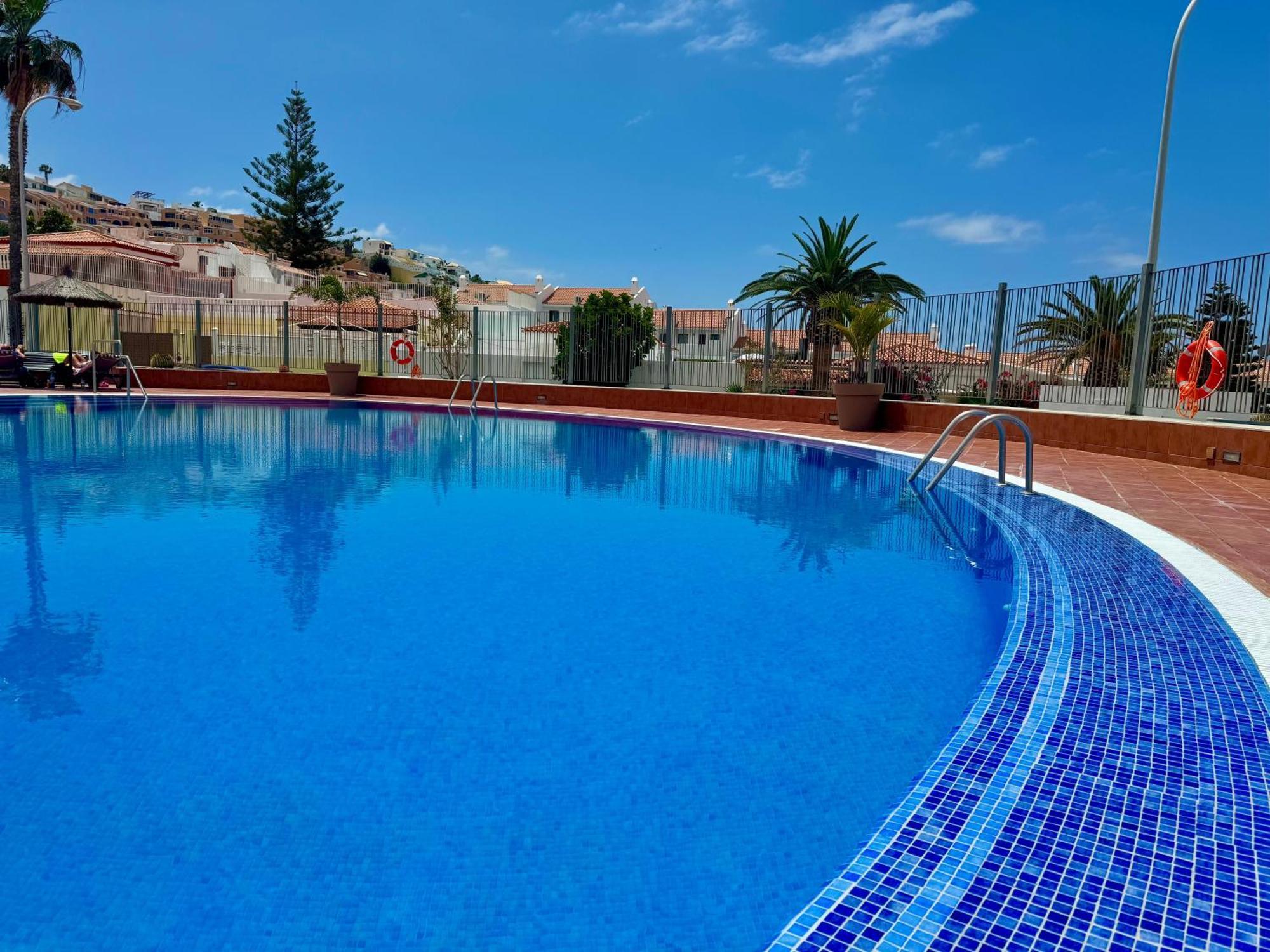 Stunning Apartments With Pool Tenerife Costa Adeje  Eksteriør billede