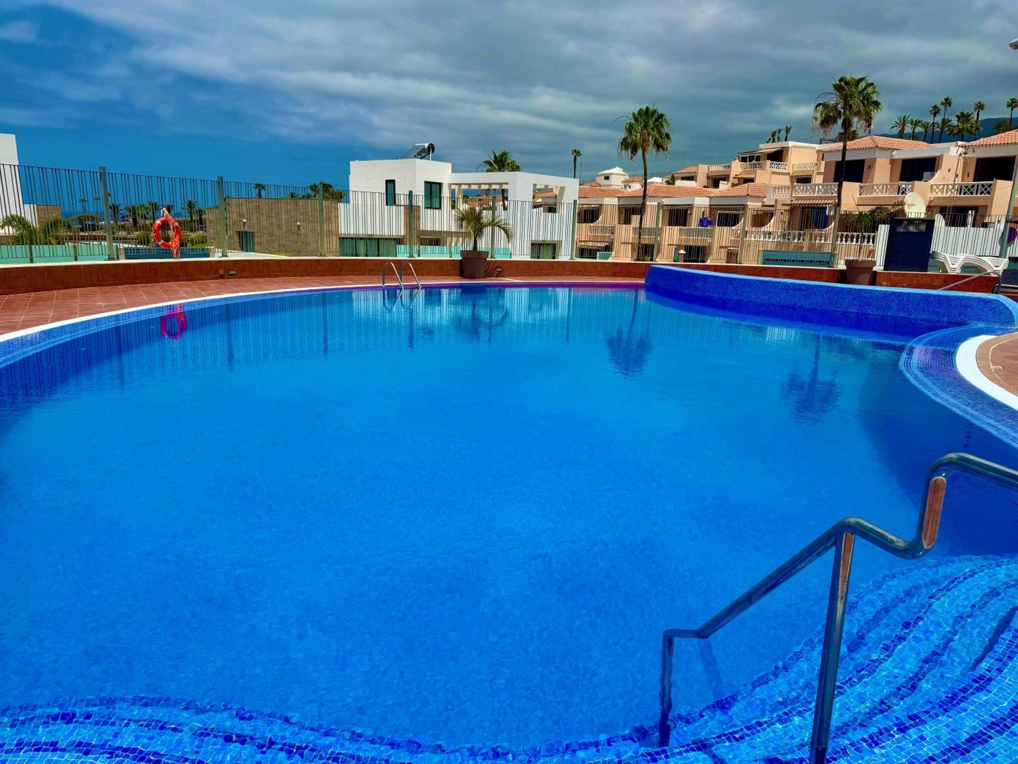 Stunning Apartments With Pool Tenerife Costa Adeje  Eksteriør billede